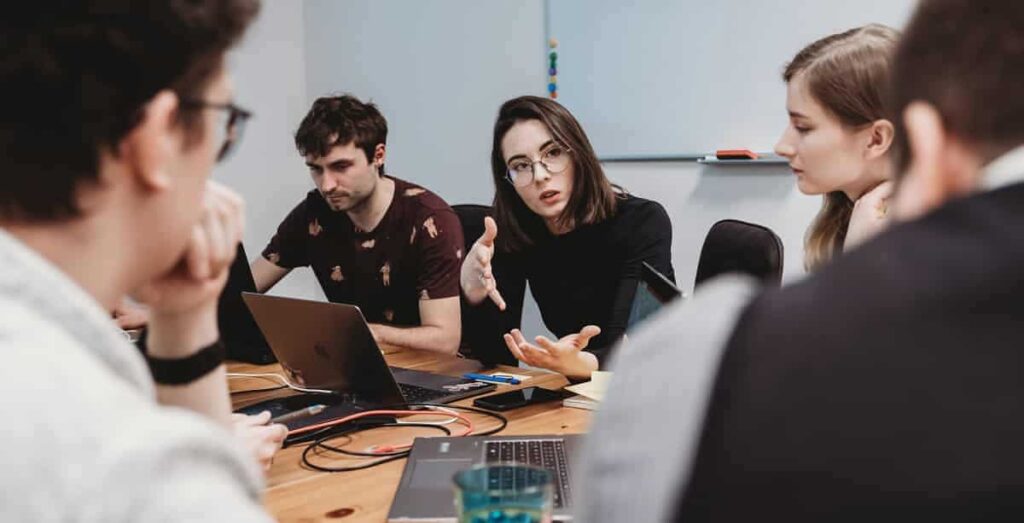 IT project visualization. Types, examples, and tips